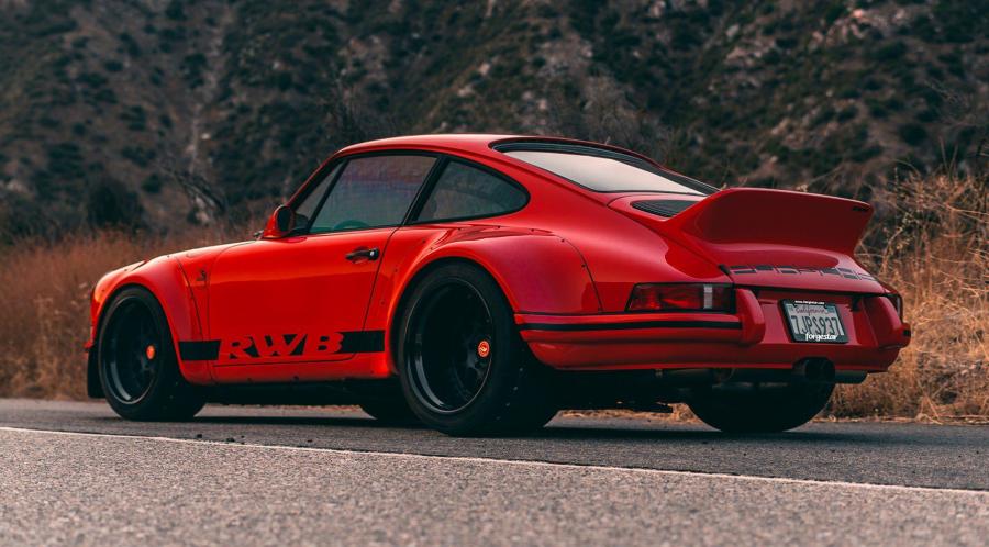  Porsche 911 by RWB 2019 года  (фото 6 из 34)